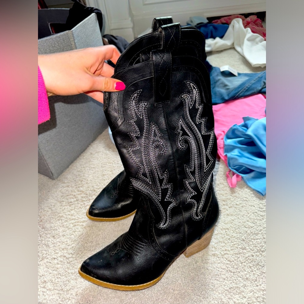 Dolce vita cowgirl boots